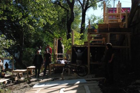 River to River was an international art project on the riverbank of Mtkvari river in Tbilisi. Polish architect A.Wasilkowska built a temporary staircase to the riverside opening up a new public space.